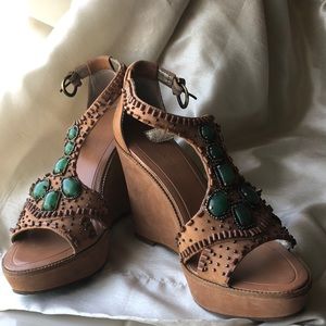 Banana Republic wedges!